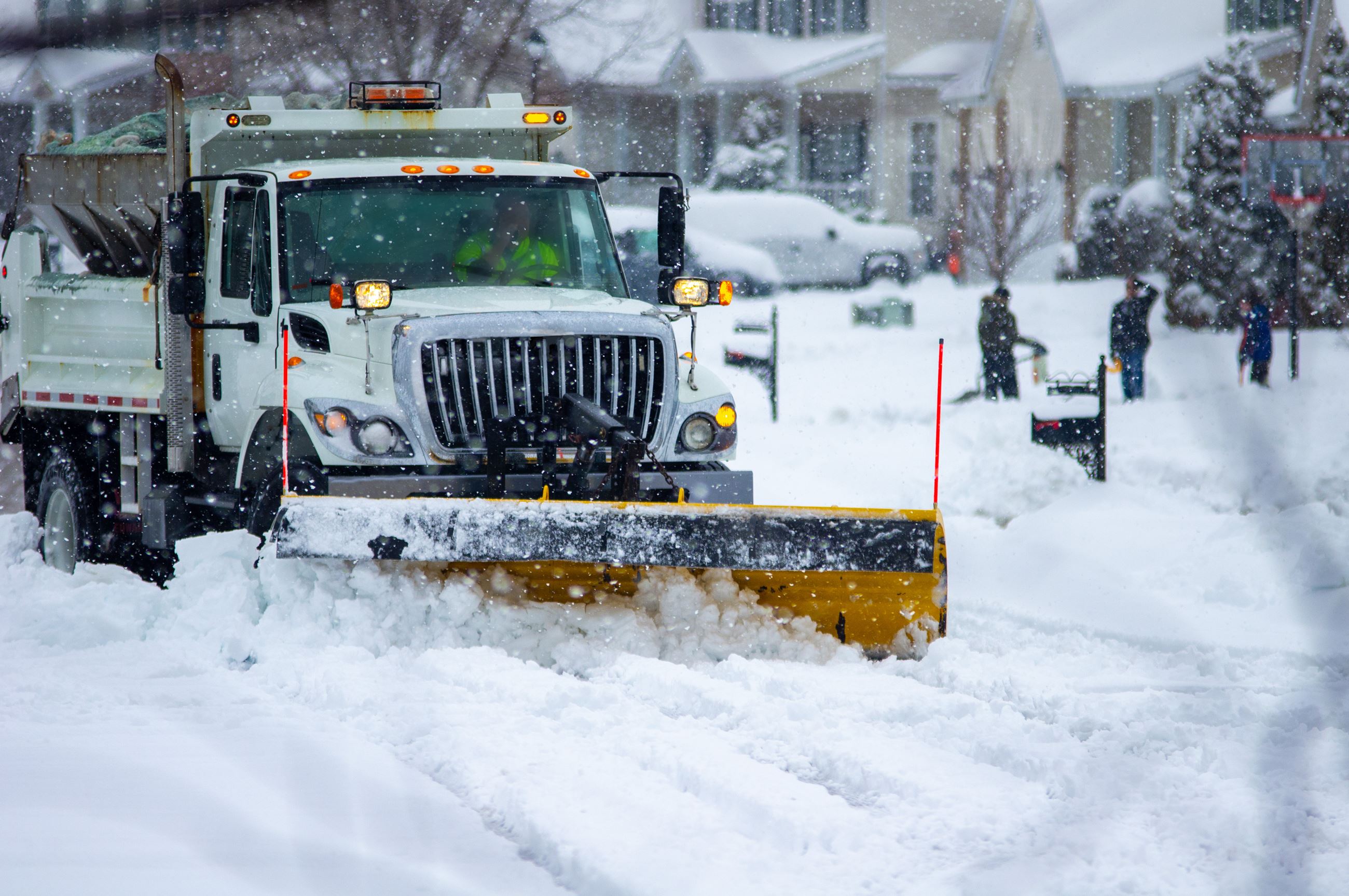 PHOTO OF SNOW PLOW (JPG)